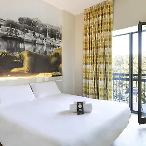 Hotel B&B Hotel Savona, Savone
