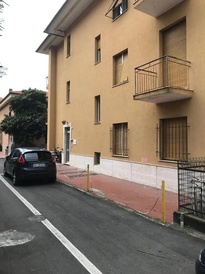 San Bastian Rooms Celle Ligure Frühstückspension